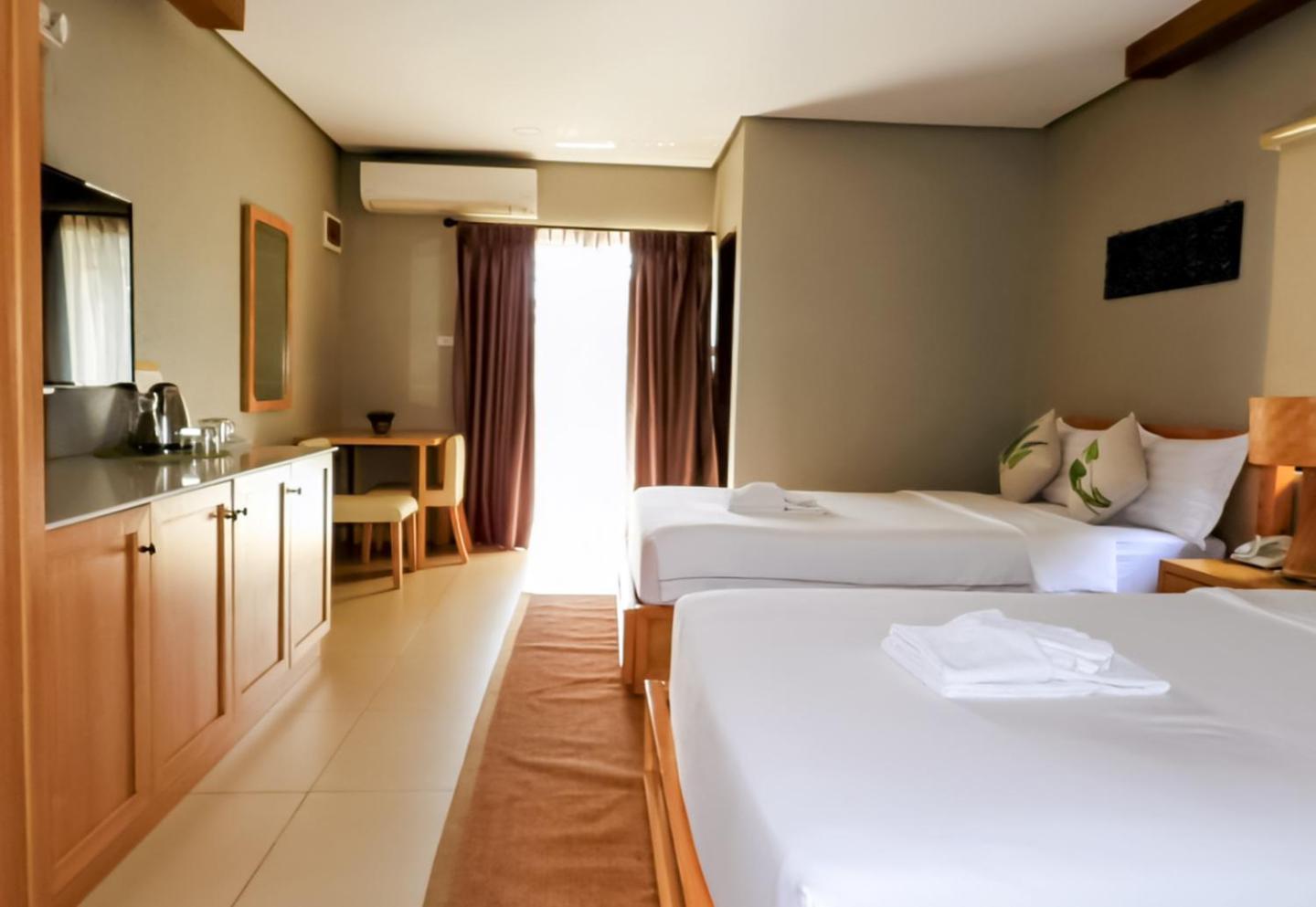 Pearl Vista De Coron Resort Hotel Exterior photo