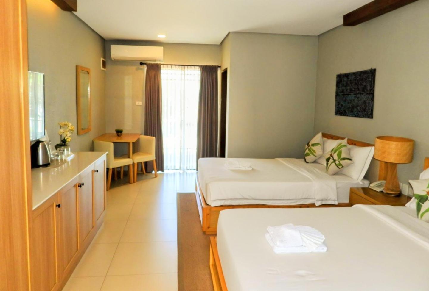 Pearl Vista De Coron Resort Hotel Exterior photo